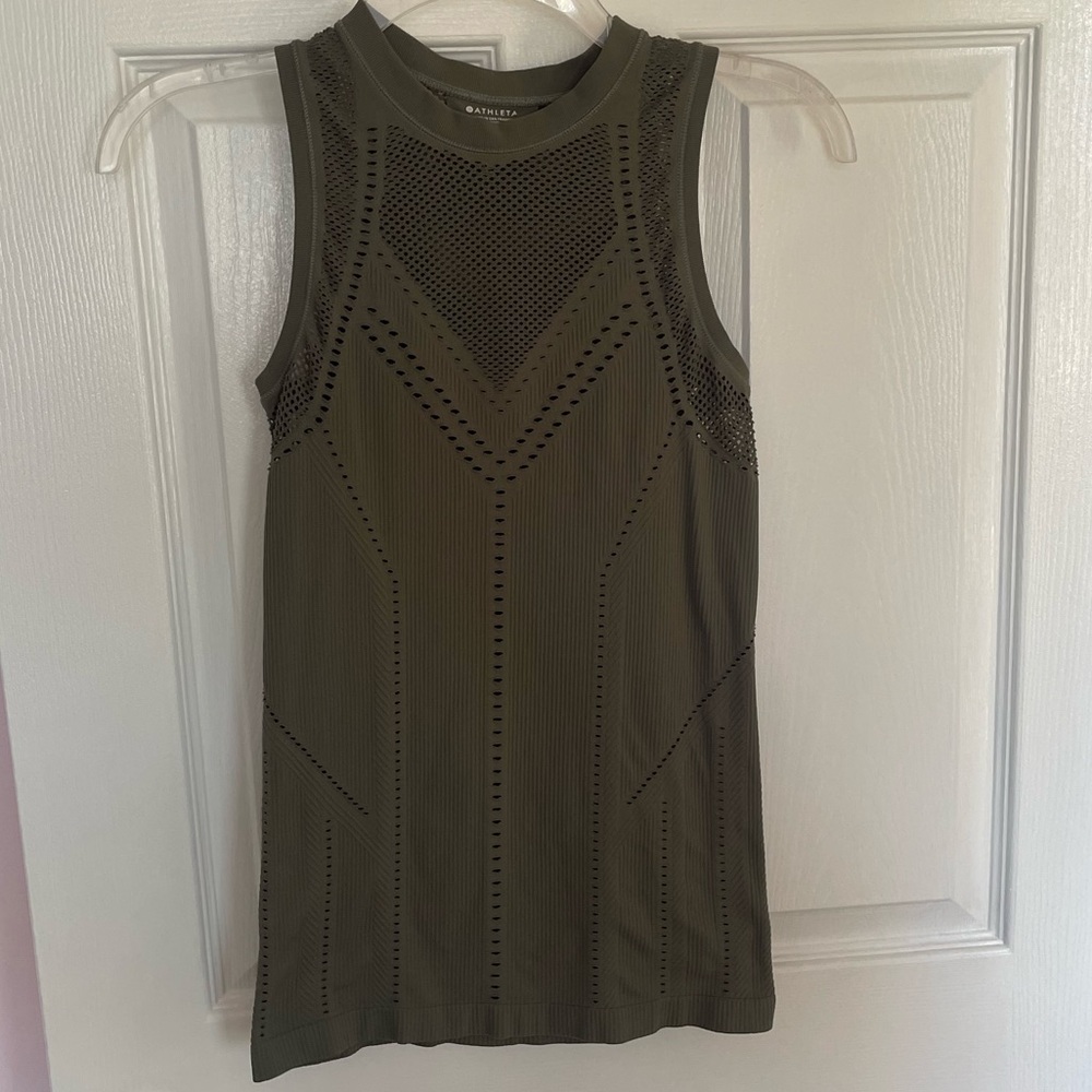 Athleta Oxygen Tank Seamless workout Mesh